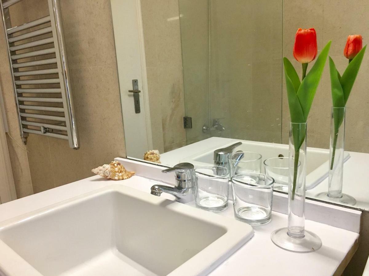 Apartment 4 Bedroom - Rua Dos Douradores